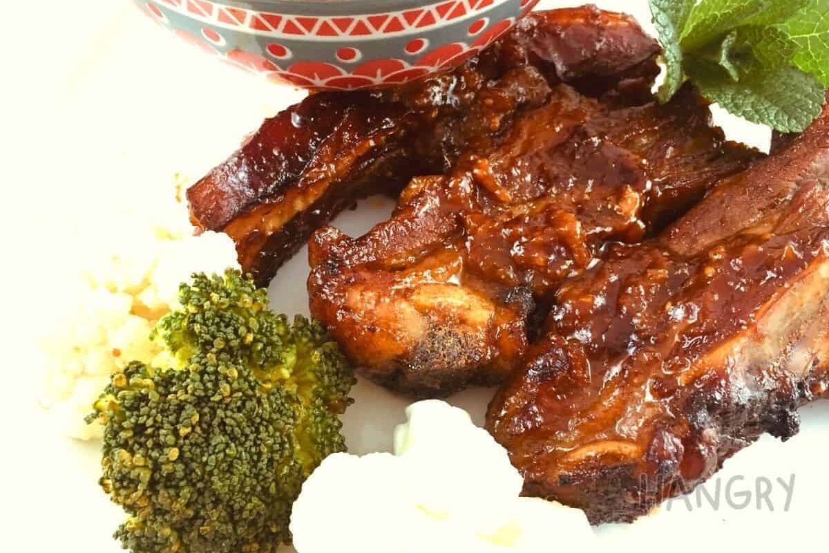 Lamb Ribs with Garlic and Balsamic Vinegar Marinade
