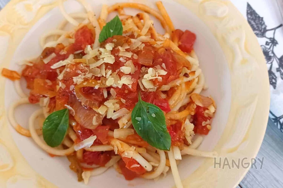 Bucatini Pasta with Fragrant Tomato Sauce
